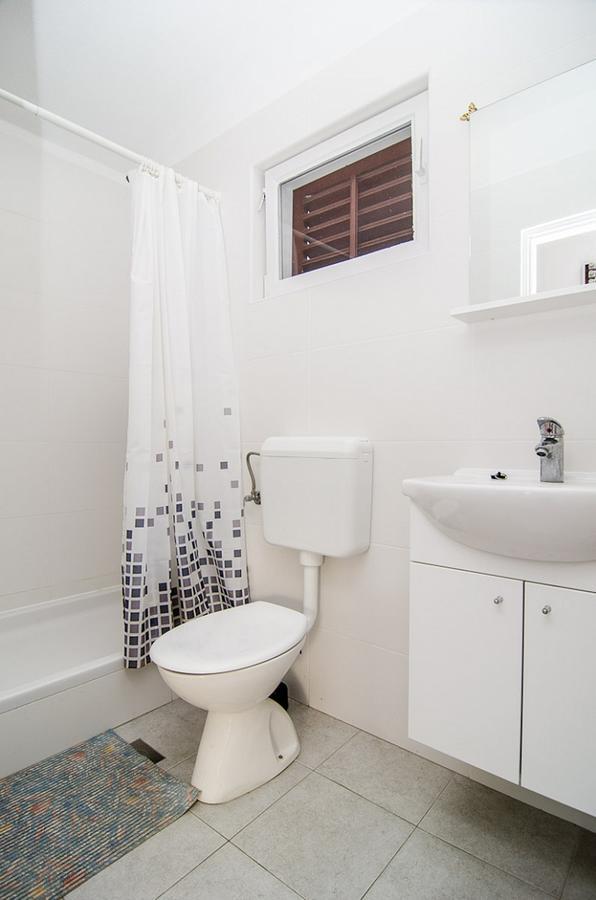 Apartments Dara Рогозница Экстерьер фото